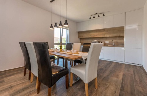 Turanj Apartment | 100 m² Apartment ∙ 3 bedrooms ∙ 6 guests