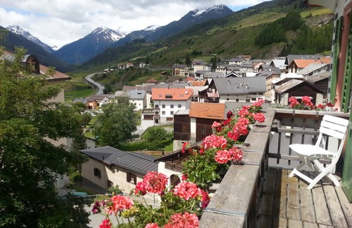 Ardez Apartment | 100 m² Apartment ∙ 3 bedrooms ∙ 5 guests