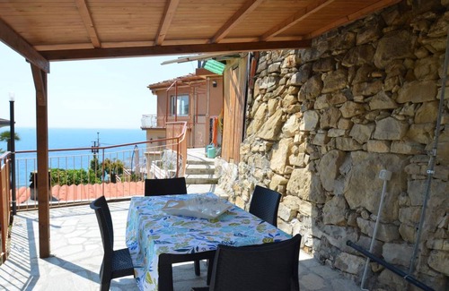 Bordighera Apartment | 100 m² Apartment ∙ 3 bedrooms ∙ 5 guests
