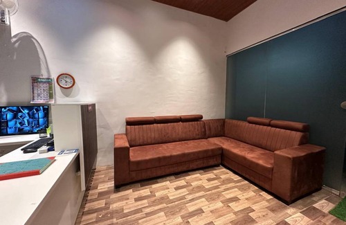 Central Pune Apartment | 100 m² Apartment ∙ 1 bedroom ∙ 2 guests