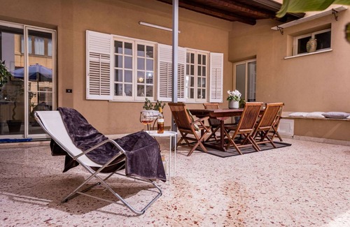 Terrasini Apartment | 100 m² Apartment ∙ 2 bedrooms ∙ 4 guests