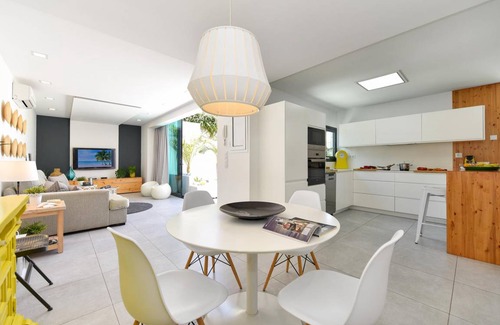 Playa del Ingles Cottage | 100 m² Cabin ∙ 3 bedrooms ∙ 6 guests