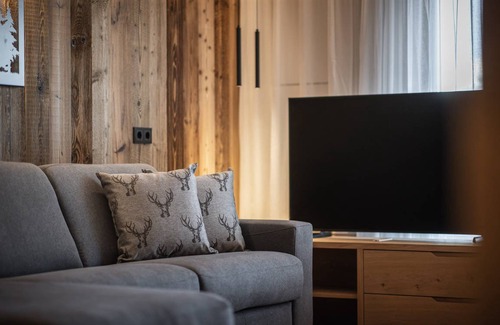 Sorafurcia Ski Chalet | 100 m² Chalet ∙ 2 bedrooms ∙ 8 guests