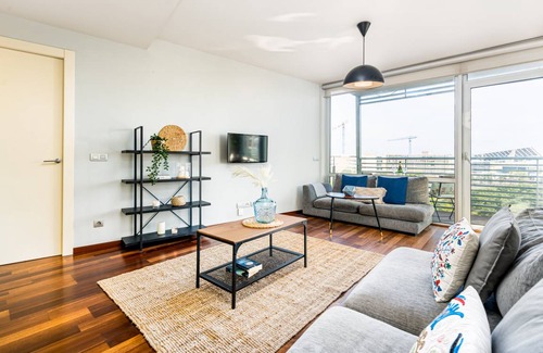 Sant Adria de Besos Apartment | 100 m² Apartment ∙ 2 bedrooms ∙ 4 guests