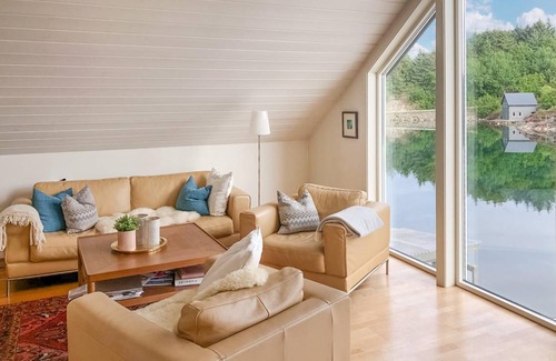 Bokn House | 100 m² House ∙ 4 bedrooms ∙ 6 guests
