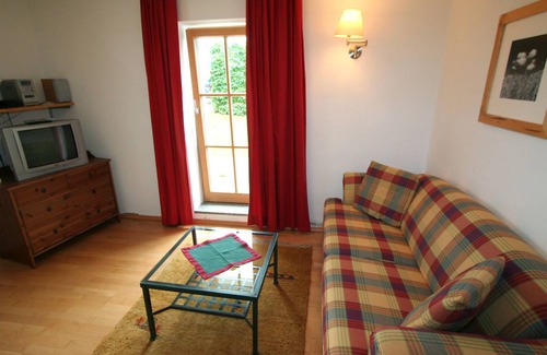 Geinberg House | 100 m² House ∙ 2 bedrooms ∙ 6 guests
