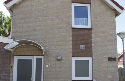 Ouddorp House | 100 m² House ∙ 3 bedrooms ∙ 6 guests