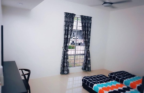 Labuan House | 100 m² House ∙ 3 bedrooms ∙ 6 guests