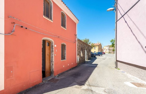 Milis House | 100 m² House ∙ 3 bedrooms ∙ 6 guests