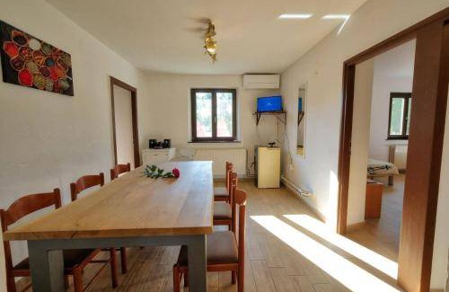 Matavun House | 100 m² House ∙ 3 bedrooms ∙ 10 guests