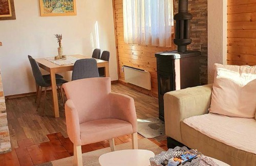 Kolasin Cabin | 100 m² Lodge ∙ 3 bedrooms ∙ 7 guests