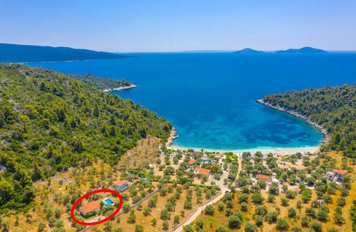 Votsi Villa | 100 m² Villa ∙ 1 bedroom ∙ 2 guests