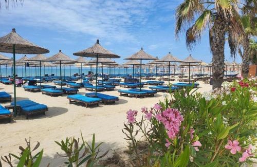 Elbasan Apartment | 100 metres from Golem Beach