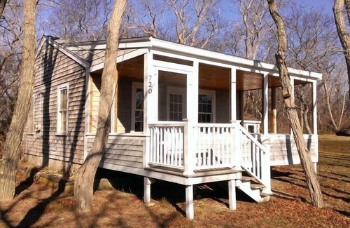 Campground Landing Cottage | 100 Yards from Campground Beach! (1856)