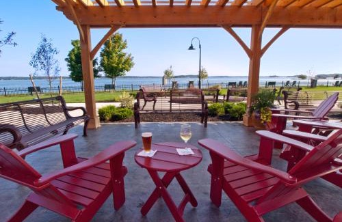 Clayton Hotel | 1000 Islands Harbor Hotel