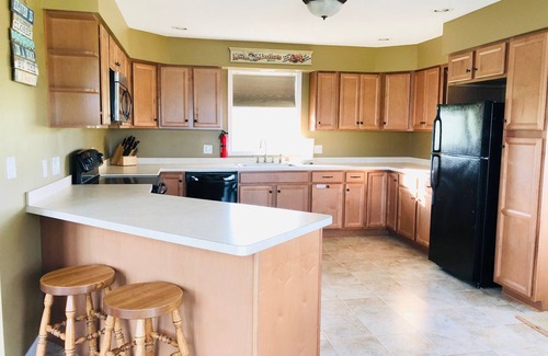 Cape Vincent House | 1000 Islands Paradise, Tranquil 5 acres on Carleton Island