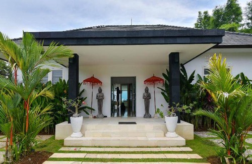 Umeanyar Villa | 1000 m² Villa ∙ 2 bedrooms ∙ 8 guests