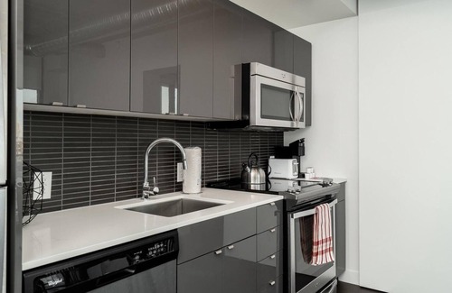 Downtown Winnipeg Condo | (1001)Downtown Glasshouse Luxury 1 Bdr +Fast WiFi(311)