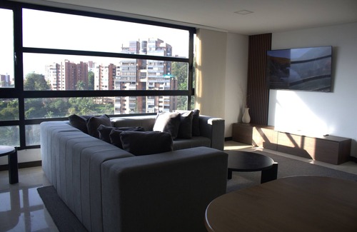 El Castillo Apartment | 1002 - Beautiful Apartment In El Poblado Medellin