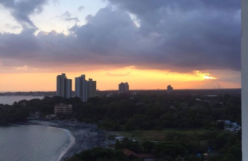 Nueva Gorgona Condo | 1007 DIRECT OCEAN FRONT ~ TROPICAL PARADISE