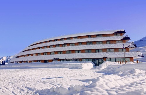 Piau Engaly Apartment | 100m from resort center, fitness, terrace, parking, tv, 45m², Piau Engaly