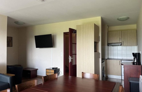 Peyragudes Apartment | 100m from resort center, 3rd floor, view valley, balcony, parking, tv, ski locker, 80m², Peyragudes