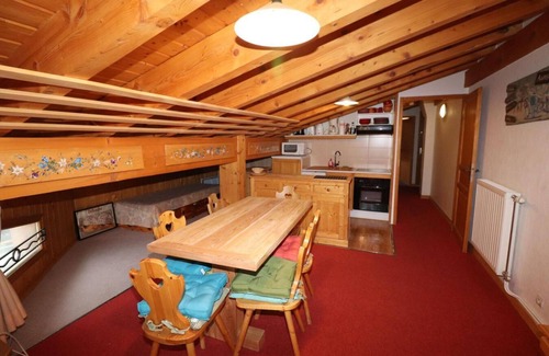 Tignes le Lac Apartment | 100m from resort center, 4th floor, sauna, tv, 60m², Tignes