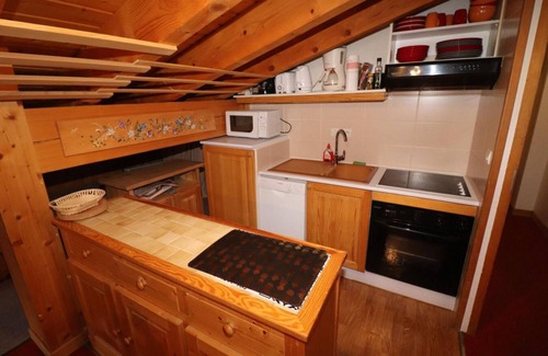 Tignes le Lac Apartment | 100m from resort center, 4th floor, sauna, tv, 60m², Tignes