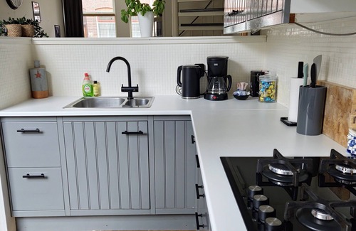Alkmaar House | 100m2 Train Station - City Center Home Alkmaar
