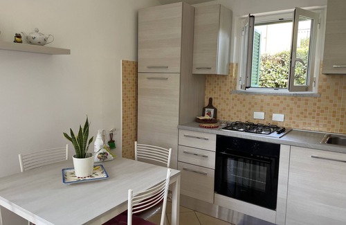 Marina di Carrara Cottage | 100metri dal Mare Marina di Carrara