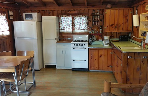 Au Train Cabin | 100yr Old Log Cabin On Autrain River Near Pictured Rocks And Lake Superior