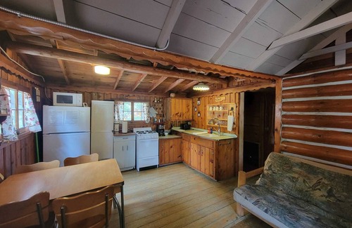 Au Train Cabin | 100yr Old Log Cabin On Autrain River Near Pictured Rocks And Lake Superior