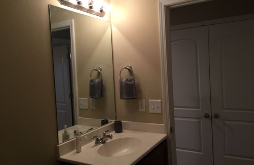 Elizabethtown Apartment | 101 A Peaceful private and Safe great location
