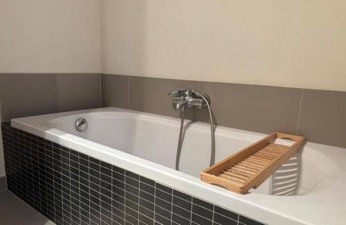 Rogier Apartment | 101 m² Apartment ∙ 2 bedrooms ∙ 6 guests