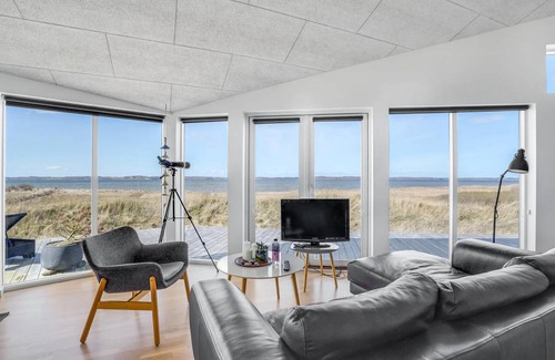 Hojslev House | 101 m² House ∙ 3 bedrooms ∙ 6 guests