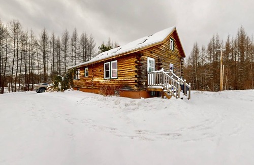 Twin Mountain House | 101 m² House ∙ 3 bedrooms ∙ 6 guests