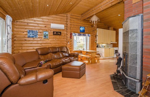 Joensuu House | 102 m² House ∙ 2 bedrooms ∙ 5 guests