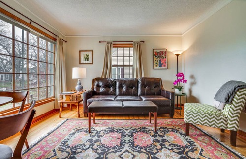 West Seventh House | 102 m² House ∙ 2 bedrooms ∙ 5 guests