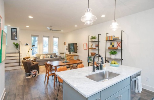 Katie Hill Neighborhood House | 102 m² House ∙ 2 bedrooms ∙ 6 guests