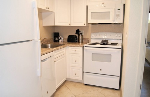 South Scottsdale Apartment | 103 1-Bedroom Luxury Suite | Pool, Fire Pit & Outdoor Lounge
