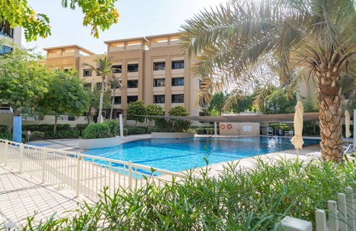 The Greens Apartment | 103 - 3BHK - AL SIDIR GREENS · Spacious 3BHK Golf/Ski Dubai/Emirates Mall/Parks