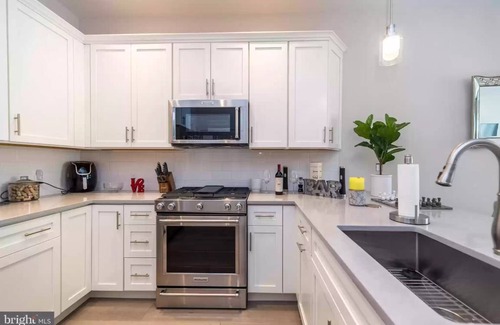 King of Prussia Condo | 103 m² Condo ∙ 1 bedroom ∙ 3 guests