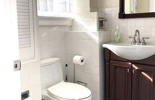 St. Louis Apartment | #104 amazing location near Washington university 🌺🌺🌺