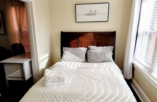 St. Louis Apartment | #104 amazing location near Washington university 🌺🌺🌺