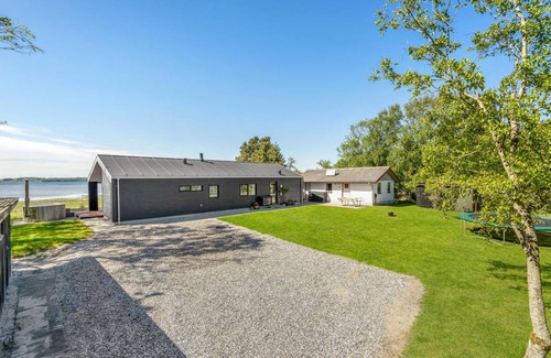 Hojslev House | 104 m² House ∙ 4 bedrooms ∙ 8 guests
