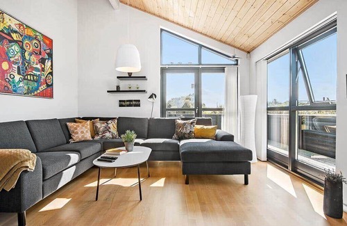 Lonstrup House | 105 m² House ∙ 3 bedrooms ∙ 6 guests