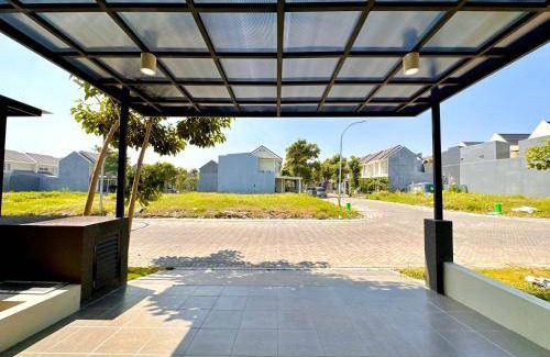Surabaya House | 105 m² House ∙ 4 bedrooms ∙ 8 guests