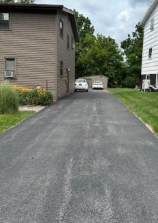 Eastside House | 105 Robert Drive
