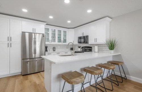Apollo Beach House | 1053 Apollo Beach Blvd Unit 2