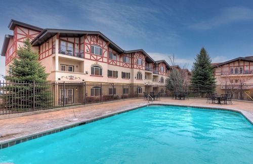 Midway Villa | 107 4-Star Zermatt Resort & Spa King Suite